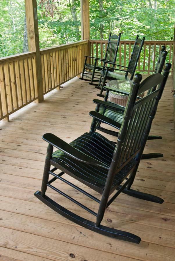 The Dogwood Breeze Villa Aquone Bagian luar foto